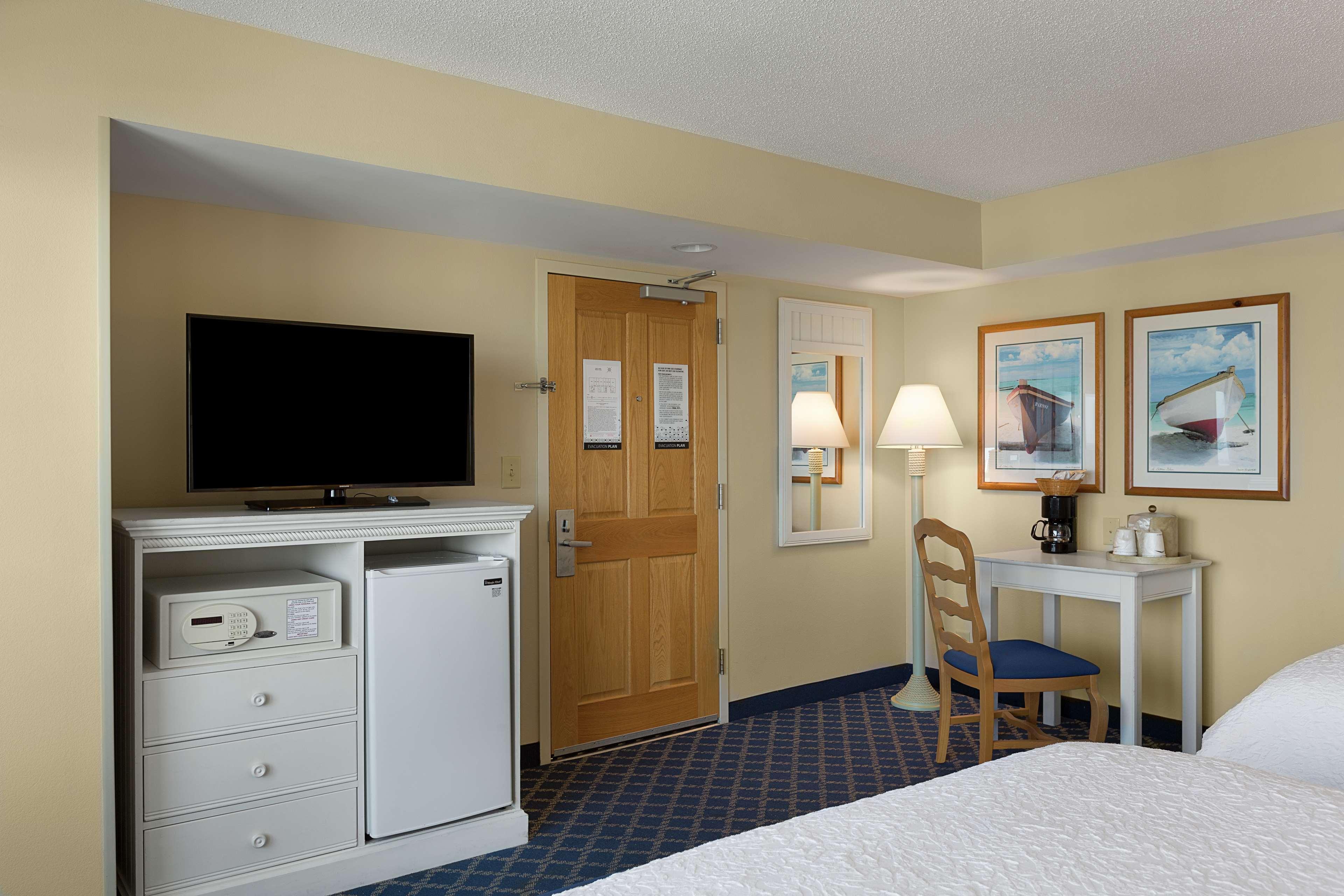 Hampton Inn & Suites Myrtle Beach Oceanfront Bagian luar foto