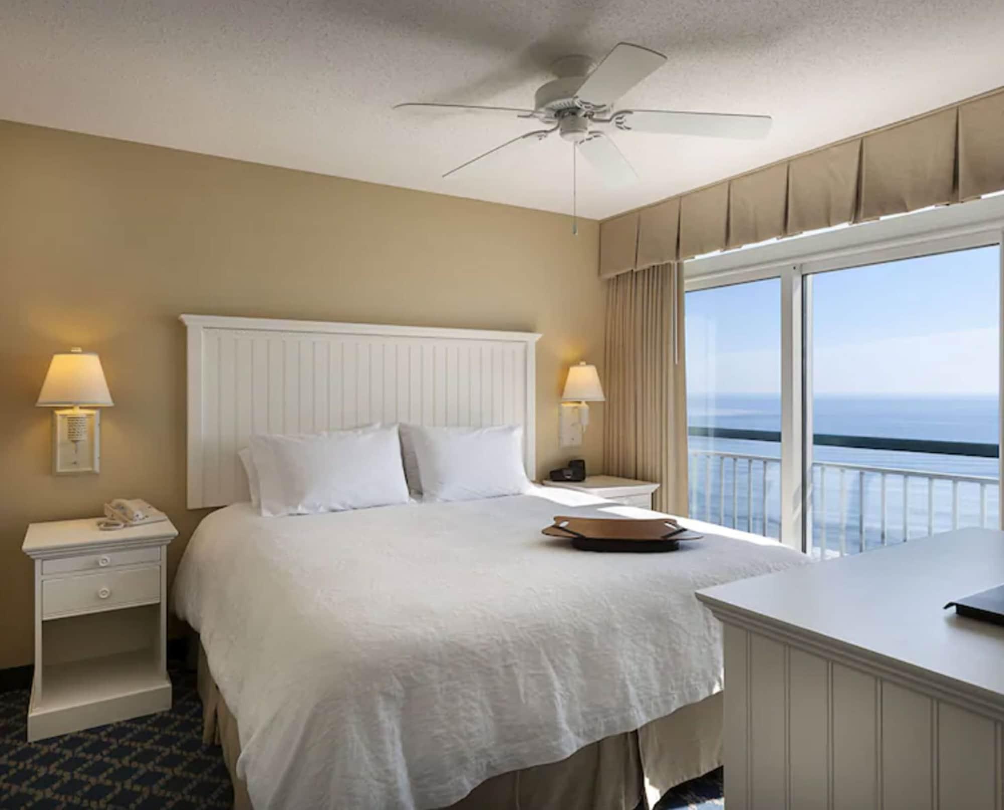Hampton Inn & Suites Myrtle Beach Oceanfront Bagian luar foto
