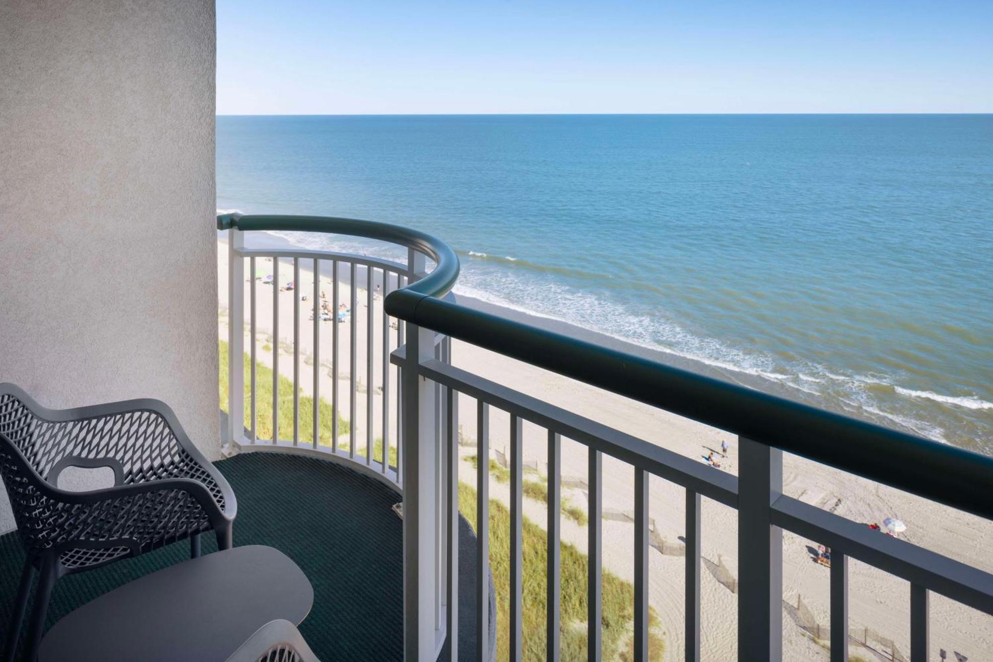 Hampton Inn & Suites Myrtle Beach Oceanfront Bagian luar foto