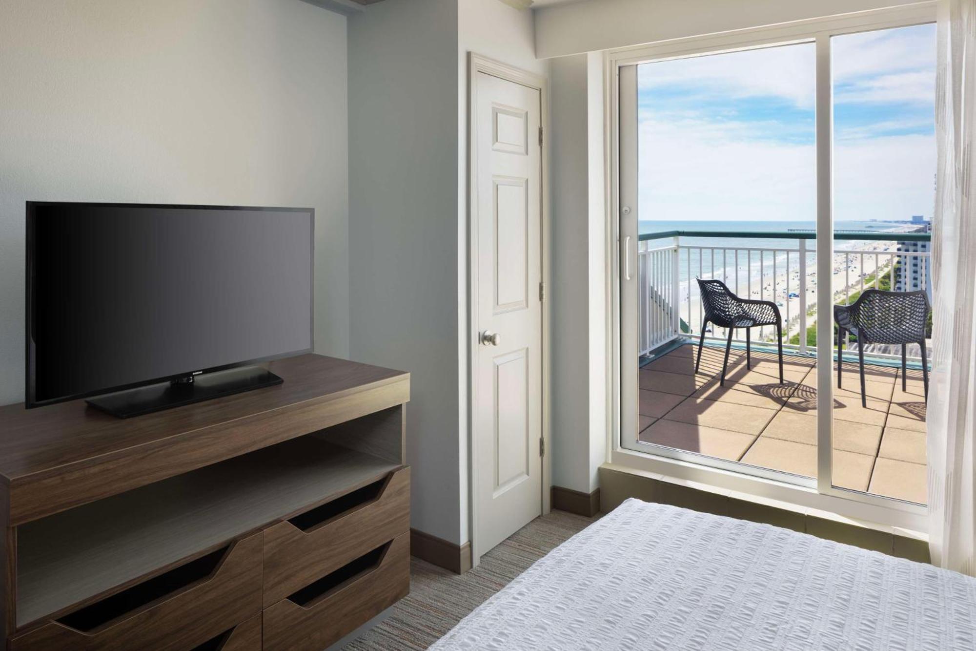 Hampton Inn & Suites Myrtle Beach Oceanfront Bagian luar foto