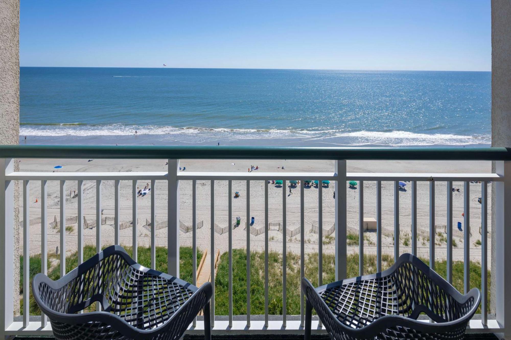 Hampton Inn & Suites Myrtle Beach Oceanfront Bagian luar foto