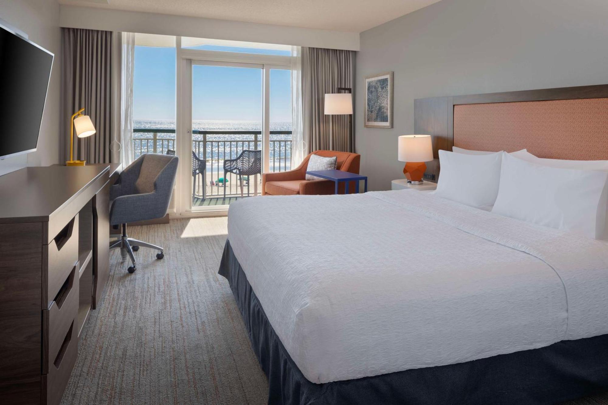 Hampton Inn & Suites Myrtle Beach Oceanfront Bagian luar foto