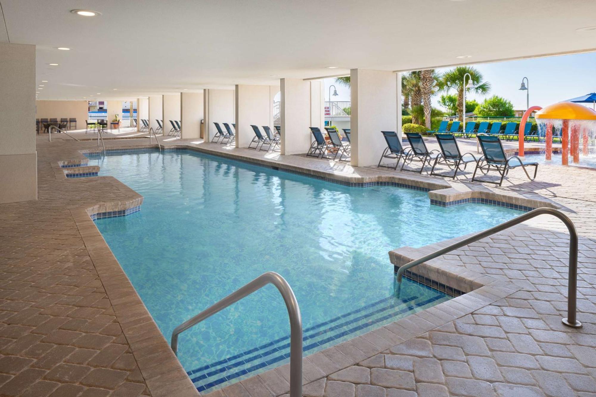 Hampton Inn & Suites Myrtle Beach Oceanfront Bagian luar foto