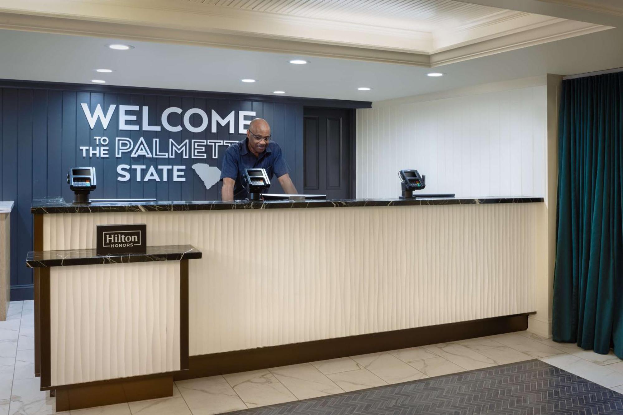 Hampton Inn & Suites Myrtle Beach Oceanfront Bagian luar foto